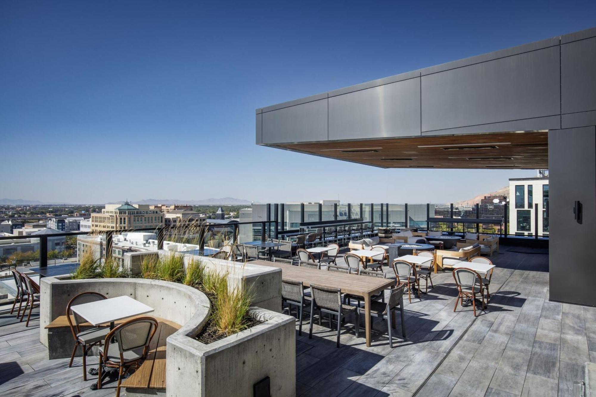 Le Meridien Salt Downtown 4*